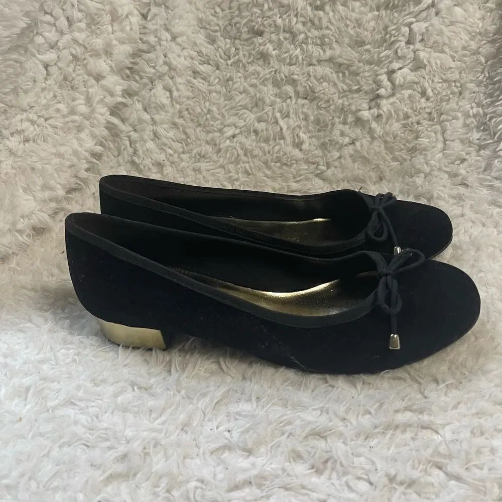 Lane Bryant Black  fabric Velvet Flats Gold 1”Heels Bow accent SZ12W